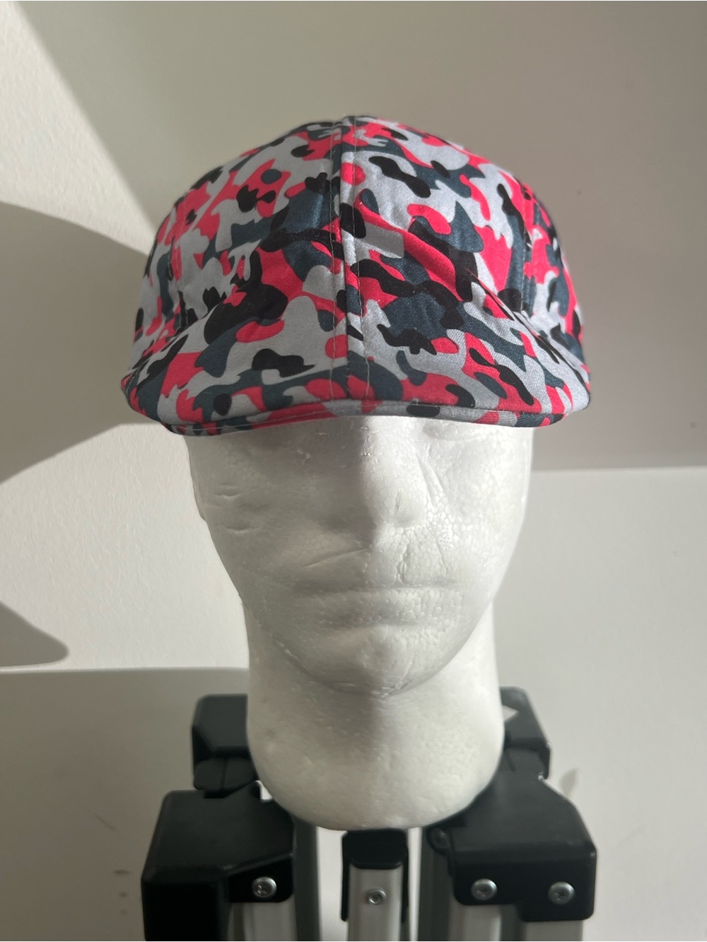 Red & Black Camo Cycling Cap - Unbranded
